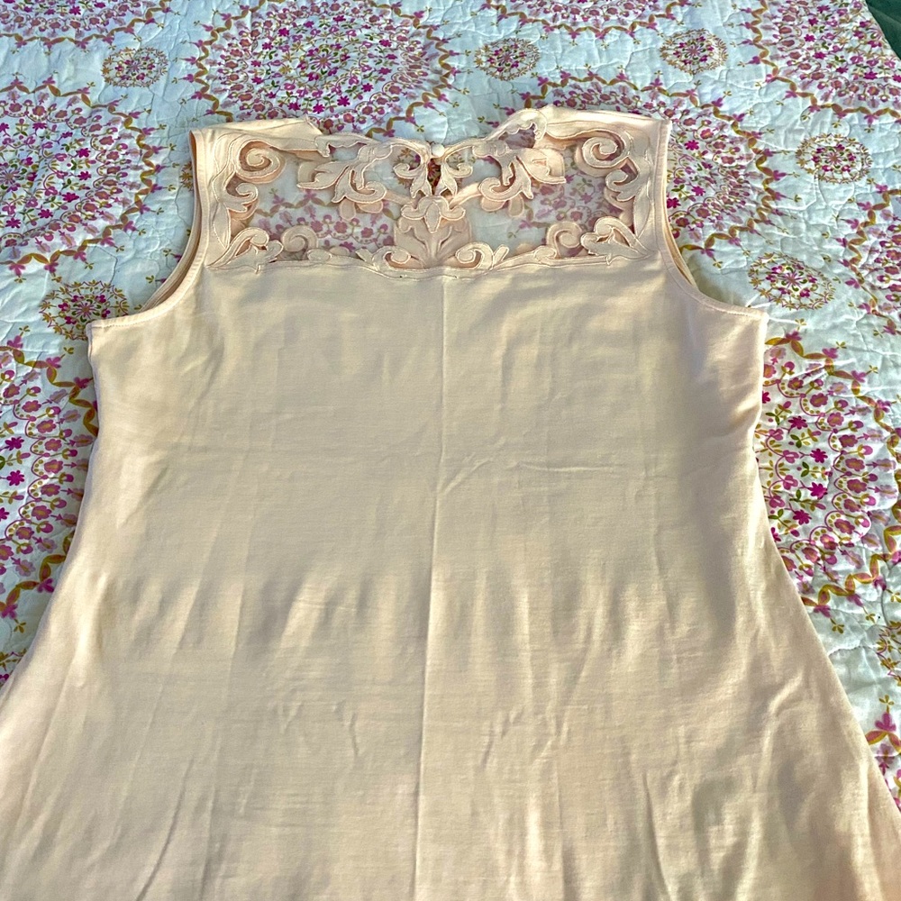 NEW MARKDOWN - Lovely top with scalloped neckline
